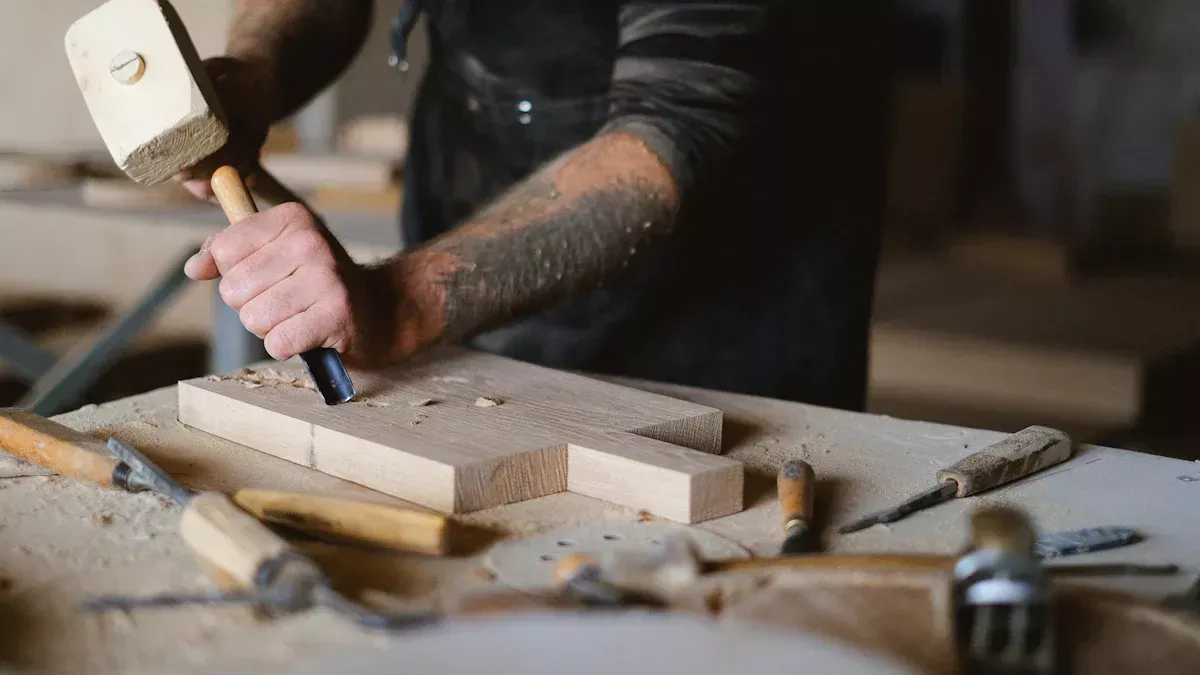 How To Make Clean And Accurate Cuts with A Chisel