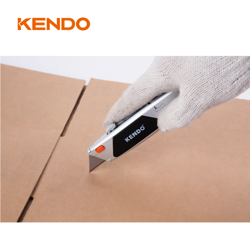 Quick Slip Cartridge & Auto-Loading Knife