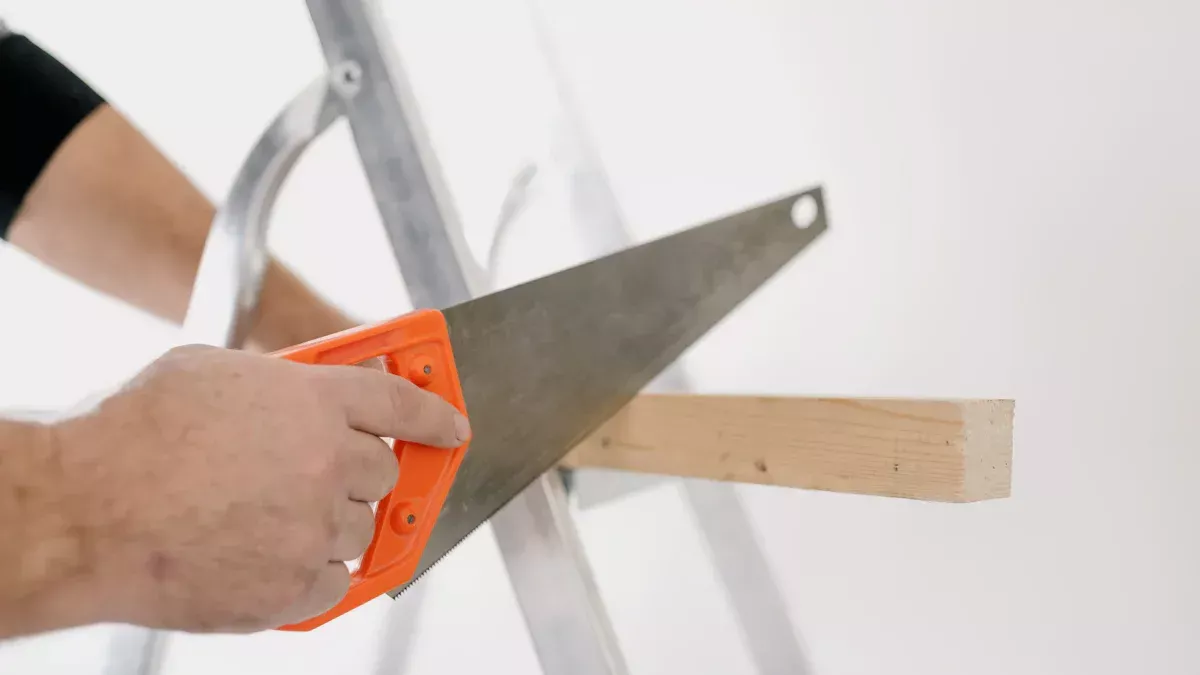 Hand Saws for Woodworking: Types, Uses, and What You Need