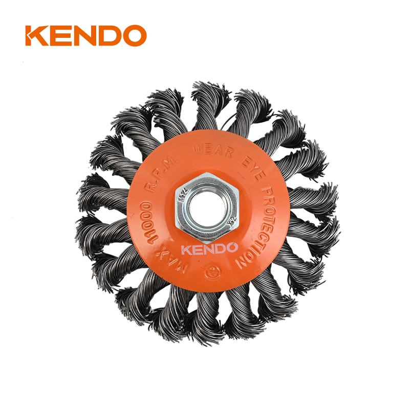 Bevel Brush, Knotted Wire